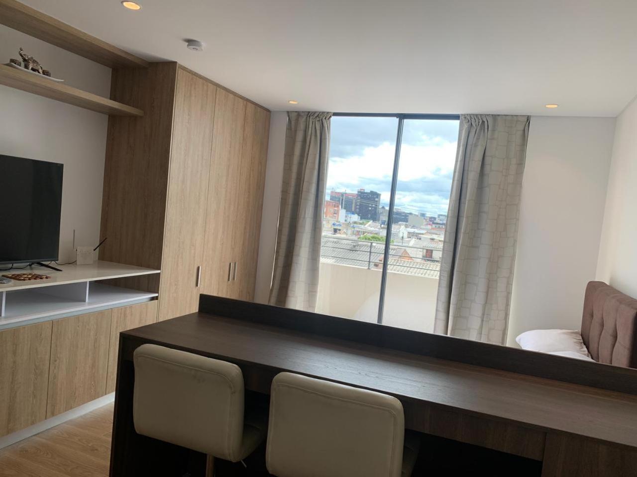 Avanzza Parque 200 * Bogotá